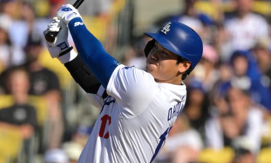ボストン・レッドソックス戦に「1番・指名打者（DH）」でスタメン出場し、第30号ソロ本塁打を放つロサンゼルス・ドジャースの大谷翔平選手