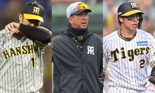 (左から)阪神・岩貞祐太、藤川球児監督、梅野隆太郎